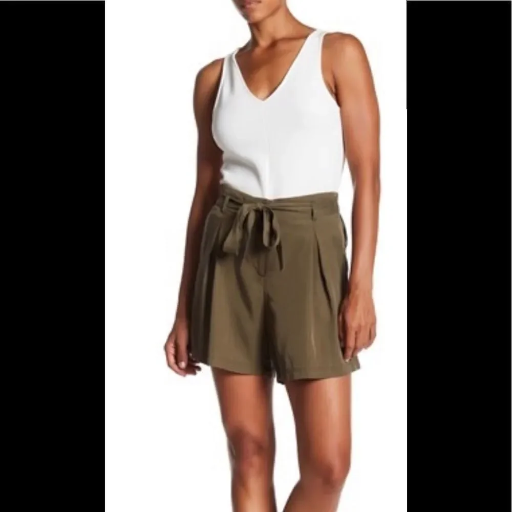 NANETTE LEPORE olive self tie belt shorts 12